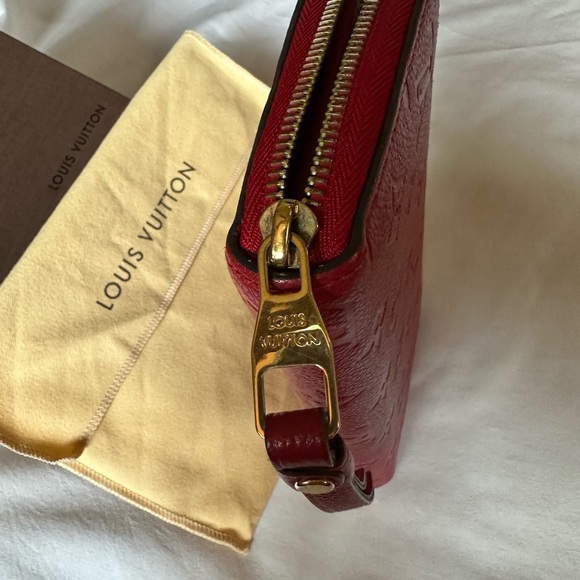 Louis Vuitton Long Zippy Wallet - Picture 5 of 6